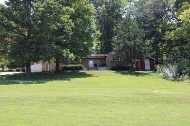 House Nolin Lake