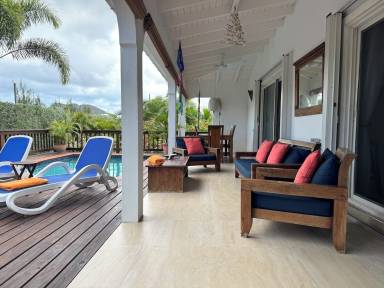 Villa with garden, barbeque & terrace