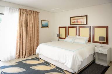 Accommodation Bokatis Store