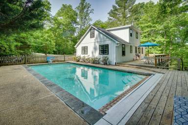 Cabin  Lusby