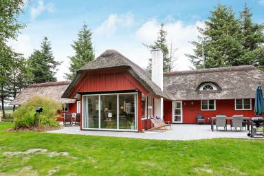 108 m² House