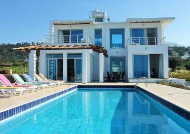 Casa 240 m²