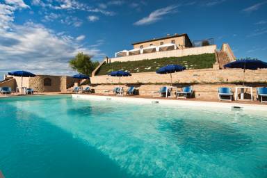 Tolle Wohnung in Volterra mit Pool