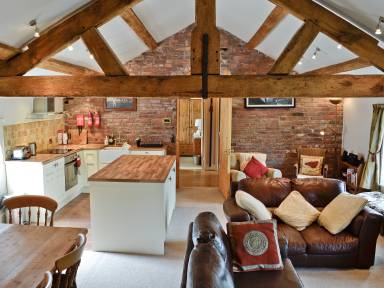 Children-friendly nice cottage with garden & barbeque