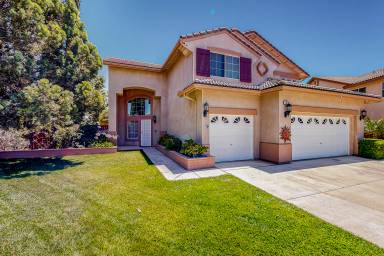 House Lake Elsinore