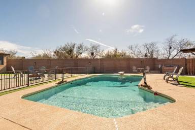 House  Tanque Verde
