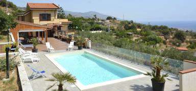 Villa Pool Roccalumera