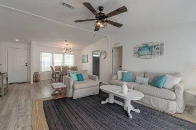 Airbnb  Edgewater
