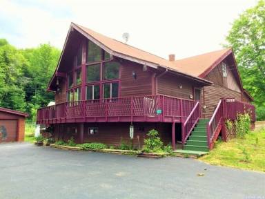 House Lanesville