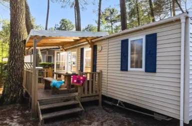 Mobile home with jacuzzi, BBQ & heated pool | Pets are welcome