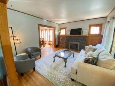 House Detroit Lakes