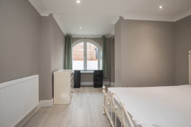 House Surbiton