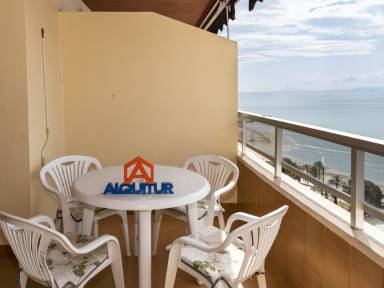 Atractivo apartamento con piscina | Al lado de la playa