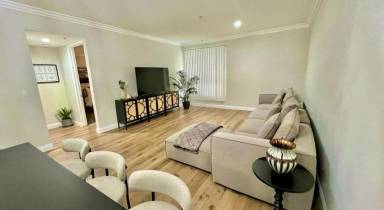 Shared House Hollywood Hideaway Heart of Fame