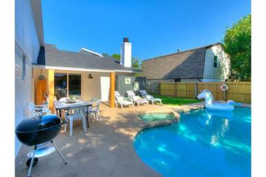 House Pool Norman