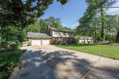 House Stone Mountain