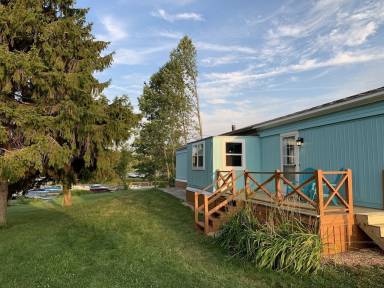 Cottage Clayton