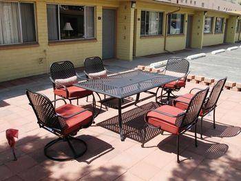 West Inn NAU - Downtown Flagstaff — photo 4