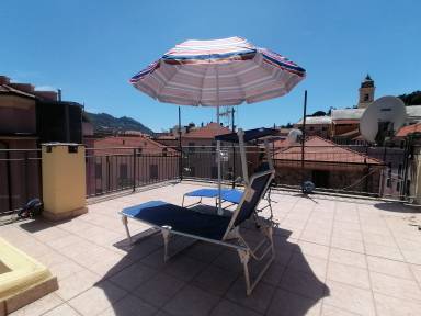 Appartamento con internet veloce e terrazza | Vista sulla montagna | Accetta animali domestici