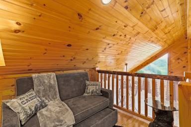 Cabin Creston