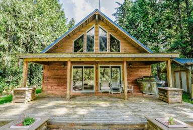 Chalet Baring