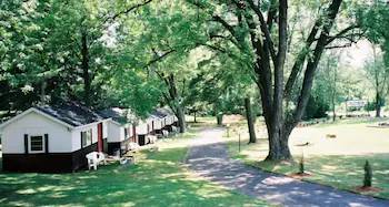 Motel  Lake Delton
