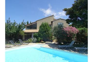 Villa Aviñón