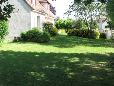 Cottage Yard Corbeil-Essonnes