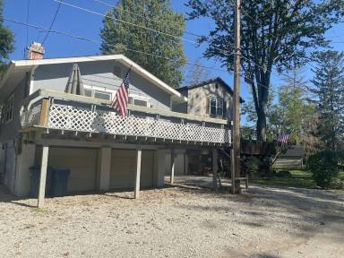 Cottage Vermilion