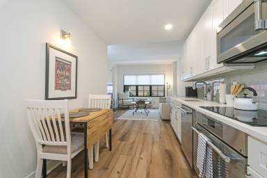 Apartment  Larchmont
