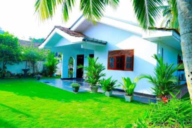 House  Mirissa