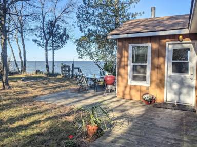 Cottage Sturgeon Bay