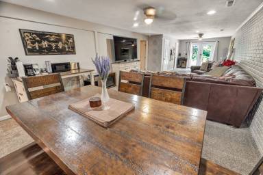 Condo  Springfield