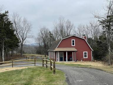 Cottage  Lexington
