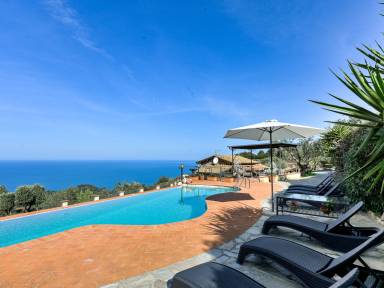 Voll ausgestattetes Ferienhaus mit Grill, Garten und Terrasse | Meerblick