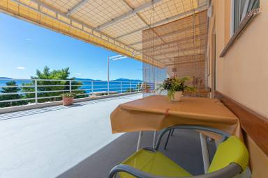Apartment  Brist