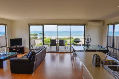House Kingscote