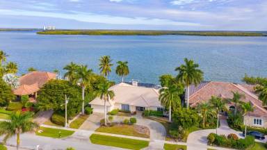 House  Marco Island