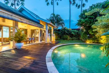Villa con piscina privata, giardino e terrazza