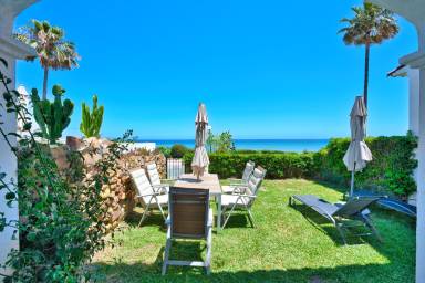 Maison avec terrasse, piscine et barbecue
