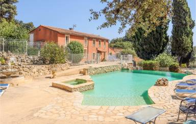 Longère 300 m²