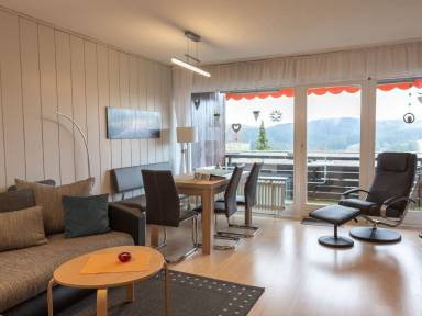 Apartment mit Pool, Terrasse und Sauna