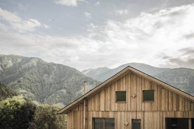 Zalnerhof Dolomiti - Appartamenti nel cuore della Val di Luson: Helena - Penthouse with Sauna