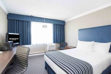Motel Blue River
