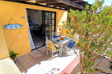 Tolle Ferienwohnung in Costa Calma mit Terrasse, gemeinsamem Pool und Garten