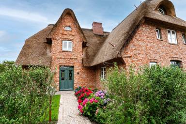 170 m² House