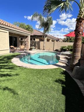 House  Tatum Ridge