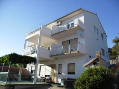 Apartment Tisno