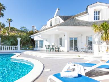 Villa 400 m²