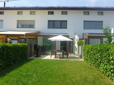 House Yard Lussy-sur-Morges
